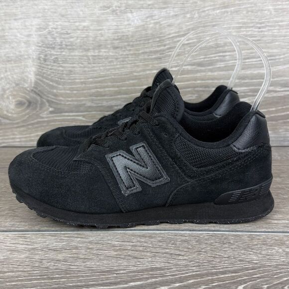New Balance Classic 574 Little Boy Sz 3M Triple Black Low Top Lace Up Sneakers - Picture 3 of 11